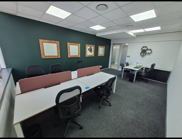 52M² OFFICE TO LET IN SANDTON CENTRAL